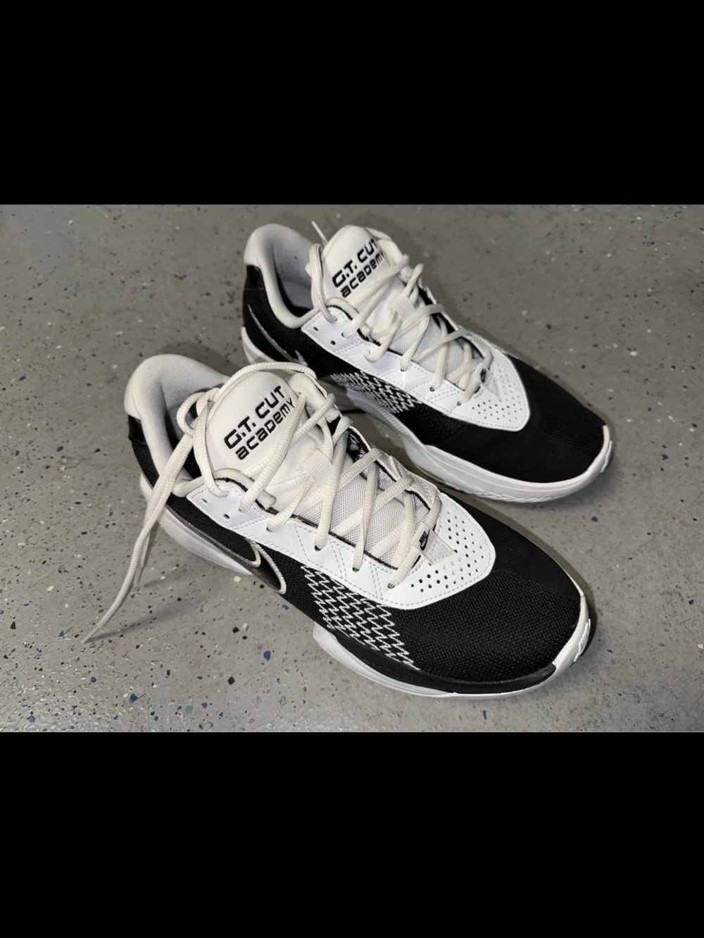Nike Air Zoom G.T. Cut Academy Mens 8 Black White (Panda) Shoes - Picture 7 of 7